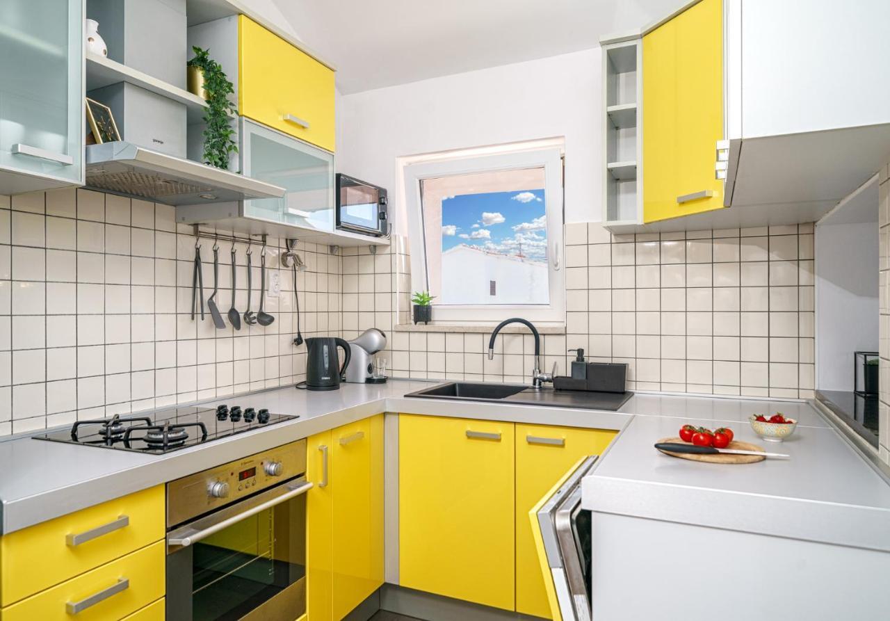 Family Petrov Apartments Водице Екстер'єр фото