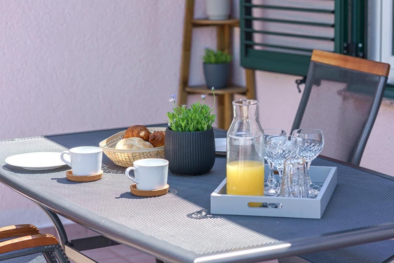 Family Petrov Apartments Водице Екстер'єр фото