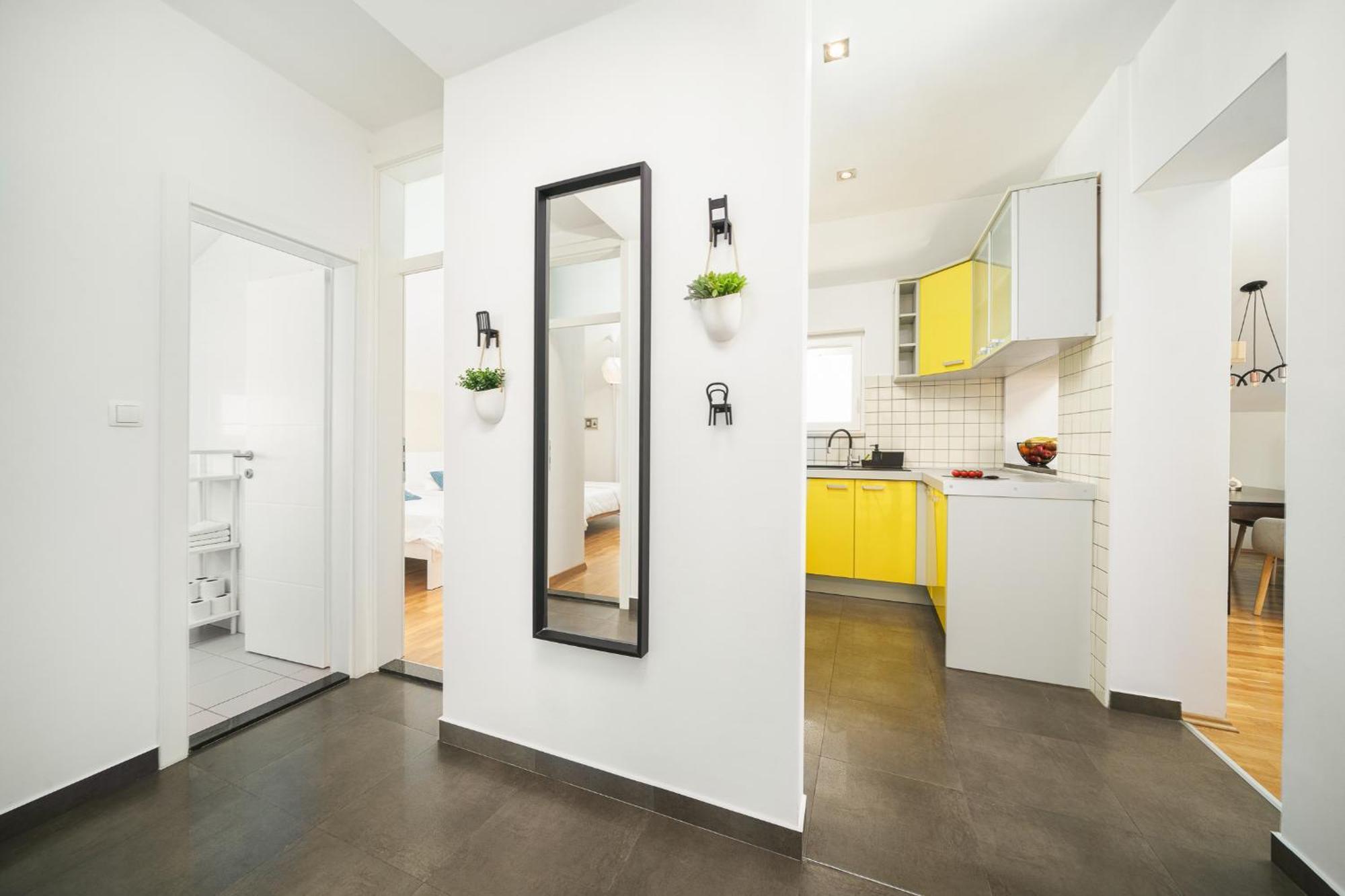Family Petrov Apartments Водице Екстер'єр фото