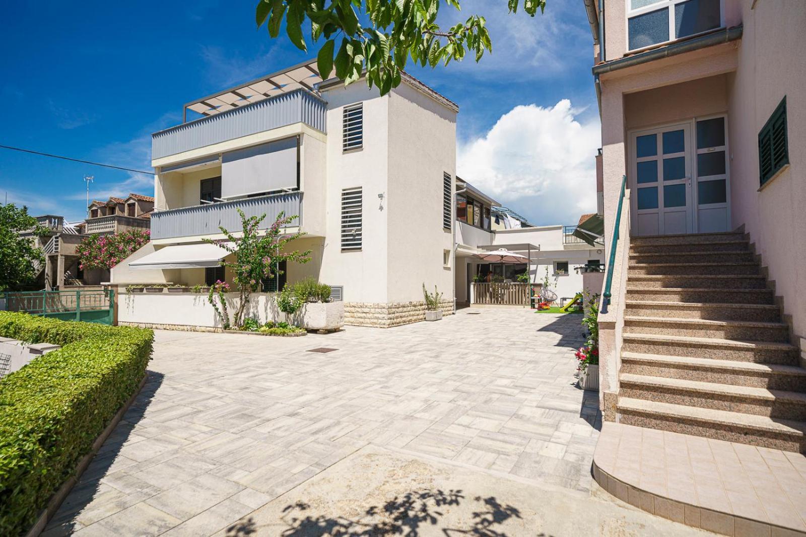 Family Petrov Apartments Водице Екстер'єр фото