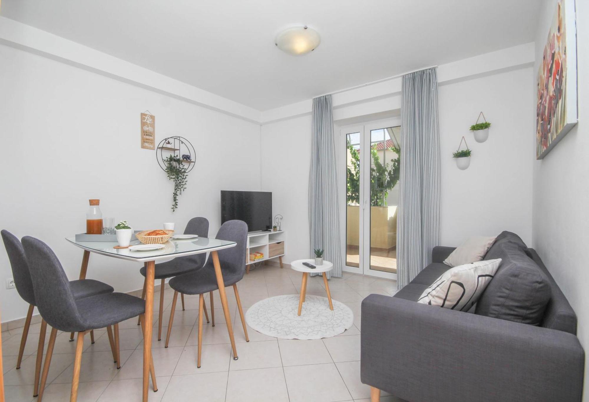 Family Petrov Apartments Водице Номер фото